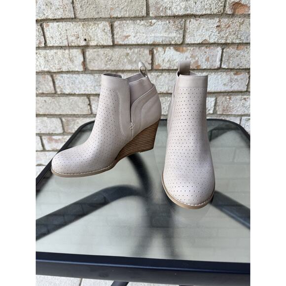 Dolce Vita Womens Size 7 Wedge Booties - Picture 1 of 8